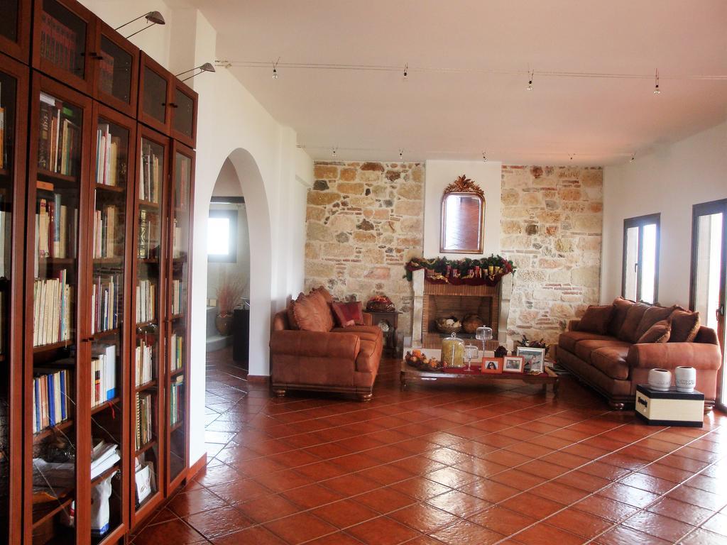 Waterfront Mediterranean Villa Skroponeria エクステリア 写真