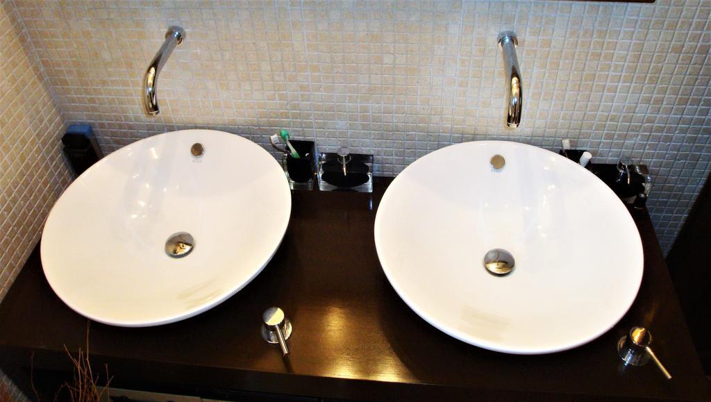 Waterfront Mediterranean Villa Skroponeria エクステリア 写真