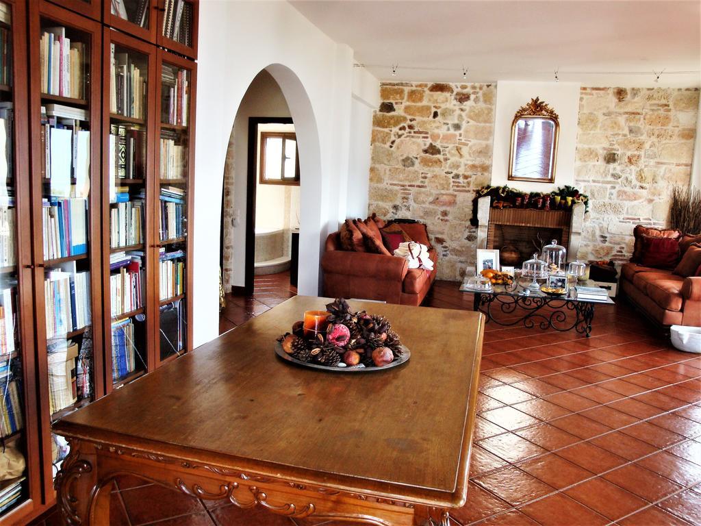 Waterfront Mediterranean Villa Skroponeria エクステリア 写真