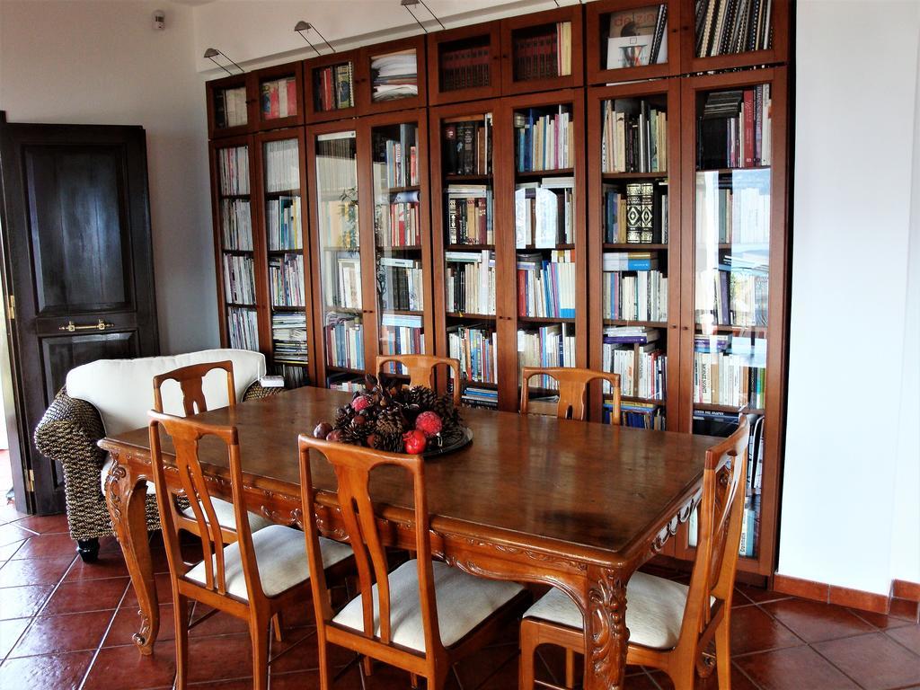 Waterfront Mediterranean Villa Skroponeria エクステリア 写真